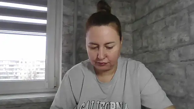 Cute Juliia online show from December 2, 2025, 7:14 am