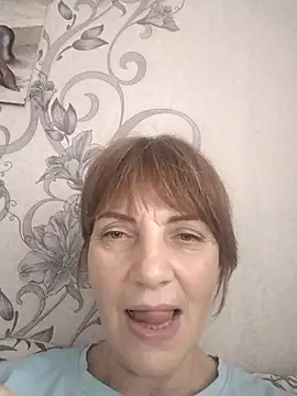 Snapshot of MichelleLove48 chatting on December 5, 2025, 10:57 am MichelleLove48 online show from December 5, 2025, 10:57 am