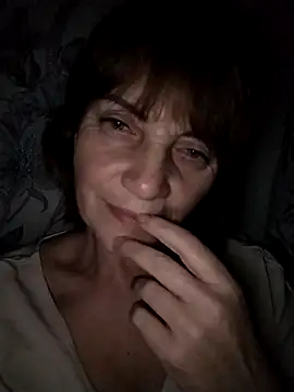 Snapshot of MichelleLove48 chatting on December 14, 2025, 7:51 pm MichelleLove48 online show from December 14, 2025, 7:51 pm