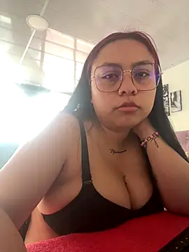 Nahomi150524 online show from December 18, 2025, 8:26 pm