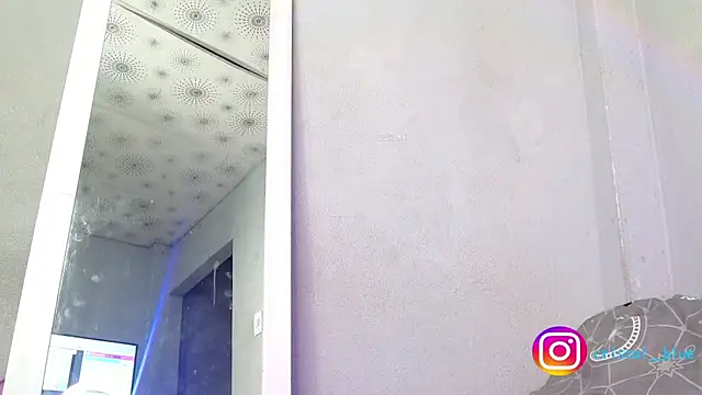 Snapshot of cristal__blue chatting on December 19, 2025, 3:57 am cristal blue online show from December 19, 2025, 3:57 am