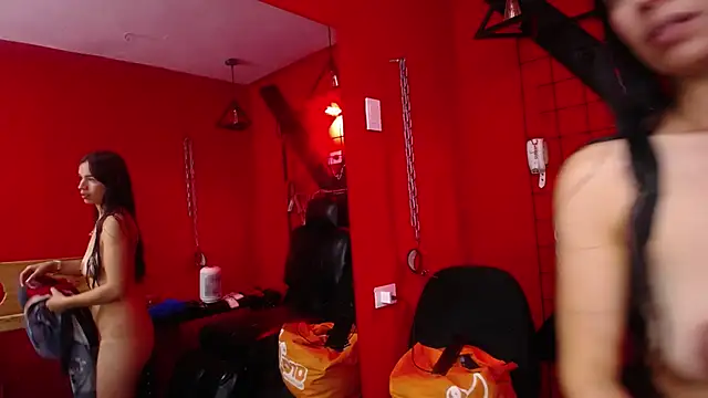 painwithoutpity online show from December 4, 2025, 12:14 pm