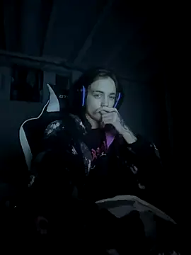 DkAuxier1 online show from December 14, 2025, 12:38 am