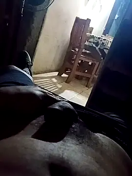 Snapshot of goldenpen1993 chatting on December 1, 2025, 4:50 am goldenpen1993 online show from December 1, 2025, 4:50 am