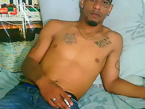 IndianMuscle69 online show from December 3, 2025, 5:26 am