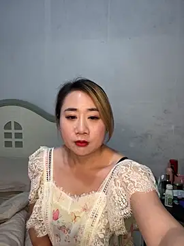 Lulu-521 online show from December 5, 2025, 1:20 pm