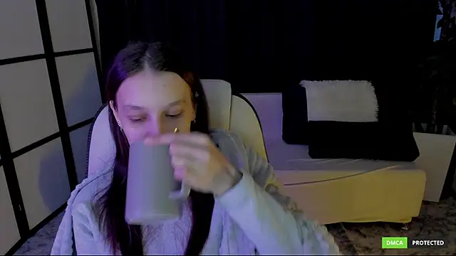 Snapshot of KrisDoeil chatting on December 15, 2025, 3:11 am KrisDoeil online show from December 15, 2025, 3:11 am