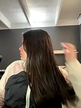 Camila Duarte2 online show from December 3, 2025, 12:36 pm