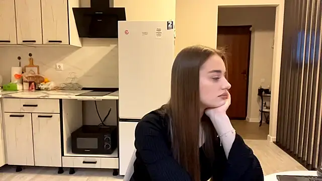 Adelle Love online show from December 3, 2025, 9:40 am