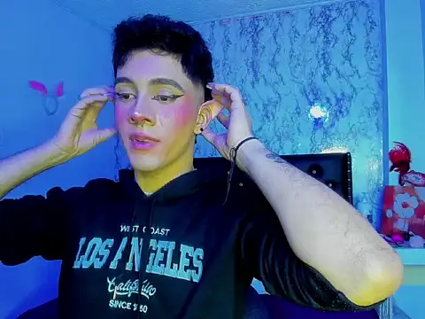 Snapshot of BlakeNoir_ chatting on December 3, 2025, 12:29 am BlakeNoir online show from December 3, 2025, 12:29 am