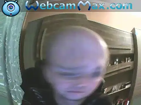 Snapshot of Egorij83 chatting on December 15, 2025, 11:09 pm Egorij83 online show from December 15, 2025, 11:09 pm