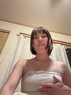 Risa-chan online show from December 4, 2025, 6:16 pm