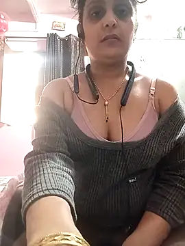 Tanya Sharma98 online show from December 16, 2025, 10:09 am