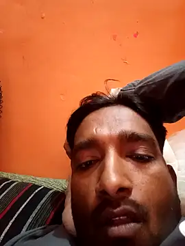 Snapshot of RahulPriya-1992 chatting on December 5, 2025, 12:58 pm RahulPriya-1992 online show from December 5, 2025, 12:58 pm