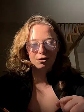 GermanRose online show from December 15, 2025, 7:29 pm