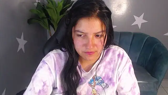 eva smit t online show from December 4, 2025, 4:44 am