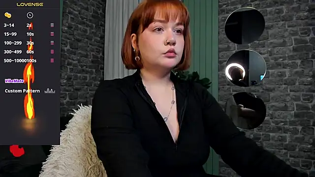 Snapshot of ginger_hood chatting on December 15, 2025, 6:06 am ginger hood online show from December 15, 2025, 6:06 am