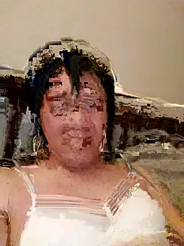 Snapshot of aivitranxxx chatting on December 18, 2025, 7:47 am aivitranxxx online show from December 18, 2025, 7:47 am