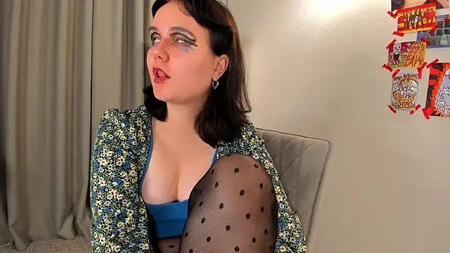 Snapshot of TracyLilith chatting on December 13, 2025, 7:53 pm TracyLilith online show from December 13, 2025, 7:53 pm