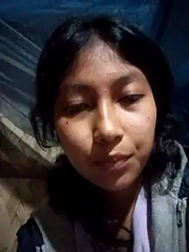 Snapshot of Hot_Rishta chatting on December 5, 2025, 5:09 pm Hot Rishta online show from December 5, 2025, 5:09 pm