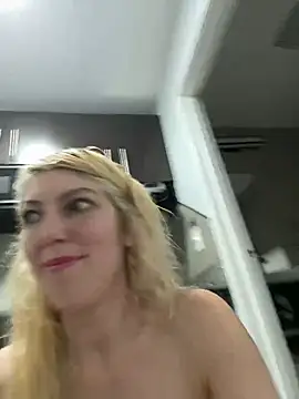 Snapshot of CelestialRuby chatting on February 20, 2025, 7:23 am CelestialRuby online show from February 20, 2025, 7:23 am