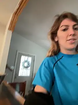 Snapshot of CelestialRuby chatting on November 17, 2025, 4:13 pm CelestialRuby online show from November 17, 2025, 4:13 pm