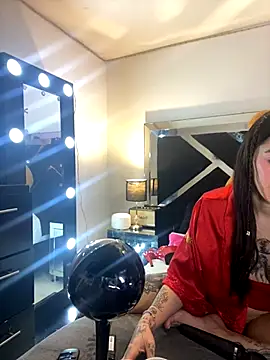 Snapshot of Moon_Magic666 chatting on December 17, 2025, 7:31 pm Moon Magic666 online show from December 17, 2025, 7:31 pm