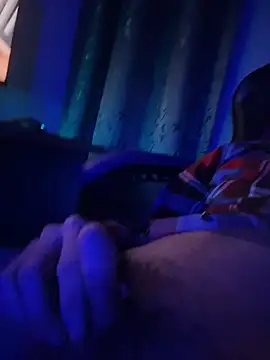 wolfand01 online show from December 21, 2025, 5:58 am