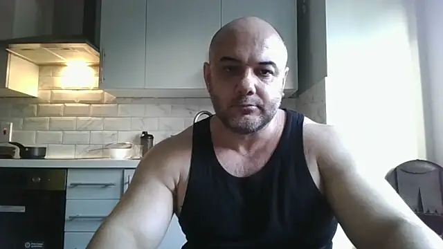 Snapshot of WildJohn_XX chatting on December 15, 2025, 10:52 am WildJohn XX online show from December 15, 2025, 10:52 am