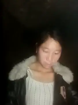 Snapshot of onezezz chatting on December 14, 2025, 10:25 pm onezezz online show from December 14, 2025, 10:25 pm