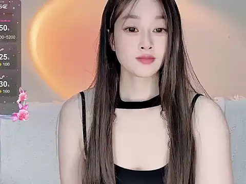 Snapshot of FH-AIAI chatting on December 15, 2025, 7:01 am FH-AIAI online show from December 15, 2025, 7:01 am