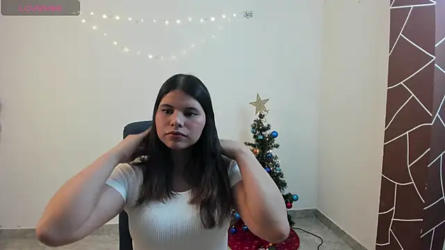 Naomi-Blaze online show from December 15, 2025, 1:59 pm