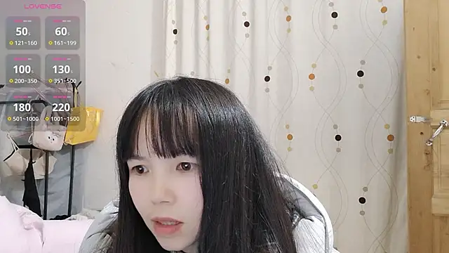 Snapshot of summerxiaojiejie chatting on December 15, 2025, 2:32 pm summerxiaojiejie online show from December 15, 2025, 2:32 pm