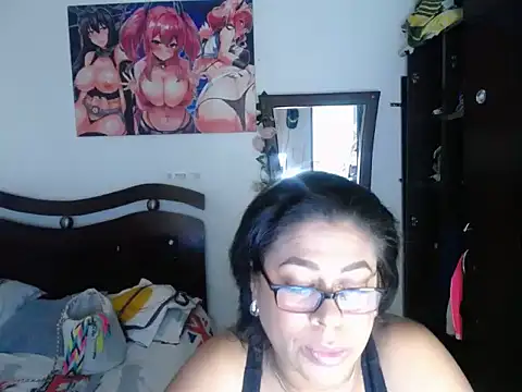 Snapshot of REINA-39 chatting on December 14, 2025, 9:41 pm REINA-39 online show from December 14, 2025, 9:41 pm