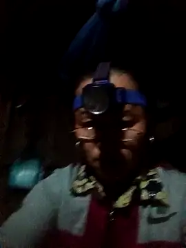 Snapshot of _CTMay_77 chatting on December 17, 2025, 1:28 pm CTMay 77 online show from December 17, 2025, 1:28 pm