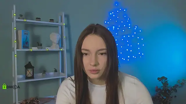 ellen haze  online show from December 19, 2025, 10:00 am