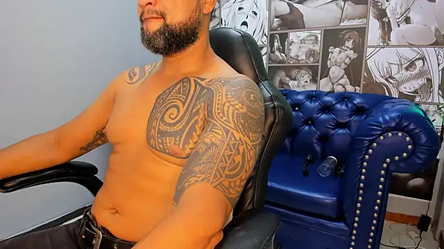 Snapshot of Salvador_Ferrer_ chatting on December 15, 2025, 7:51 pm Salvador Ferrer online show from December 15, 2025, 7:51 pm