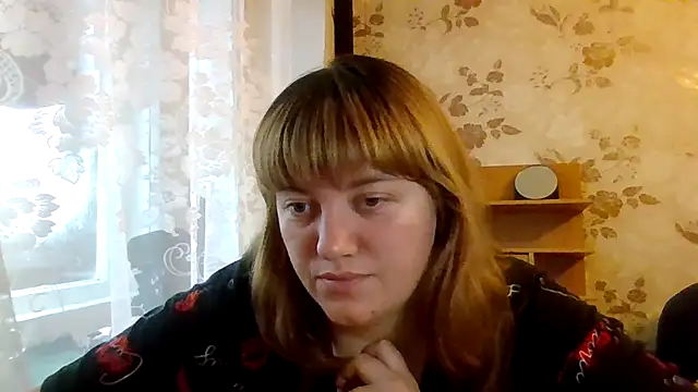 Snapshot of swett_girll chatting on December 14, 2025, 11:26 am swett girll online show from December 14, 2025, 11:26 am