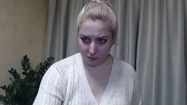 sweetpussy13 online show from February 12, 2025, 10:03 am