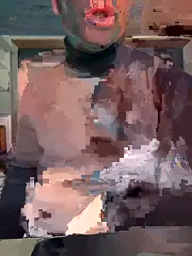 Manu1983el01 online show from December 17, 2025, 1:39 pm