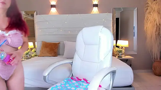 Snapshot of maturexxx_ chatting on November 12, 2025, 7:46 pm maturexxx online show from November 12, 2025, 7:46 pm