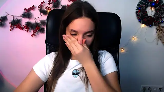 Snapshot of ElissXw chatting on December 14, 2025, 8:52 am ElissXw online show from December 14, 2025, 8:52 am