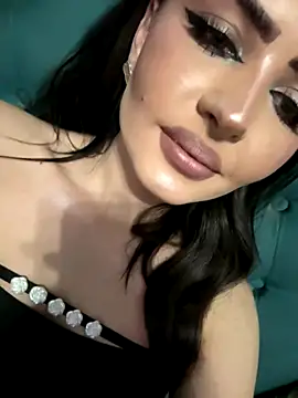 Snapshot of GoldFlow8888 chatting on December 17, 2025, 5:52 pm GoldFlow8888 online show from December 17, 2025, 5:52 pm