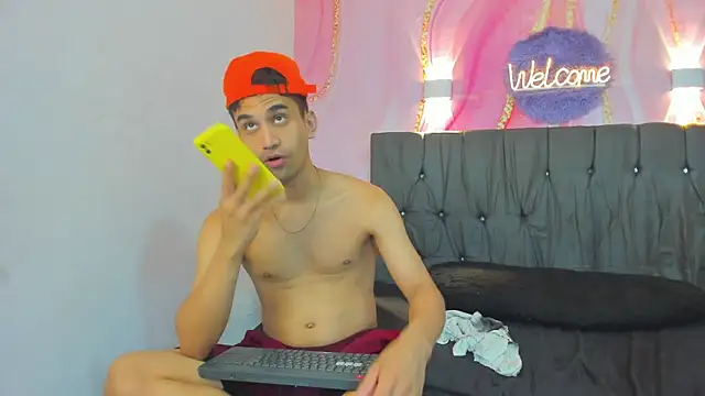 Snapshot of Hot_Boys_69 chatting on December 14, 2025, 12:54 pm Hot Boys 69 online show from December 14, 2025, 12:54 pm