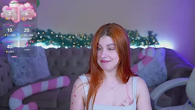 GingerPinky online show from December 13, 2025, 7:53 pm