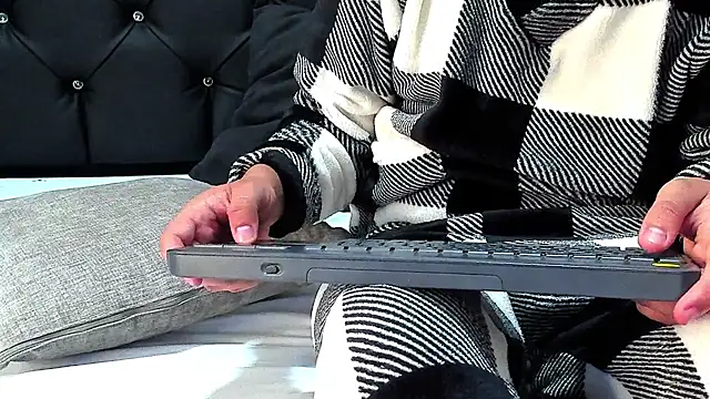 Snapshot of NathanBrookhs chatting on December 21, 2025, 9:22 pm NathanBrookhs online show from December 21, 2025, 9:22 pm