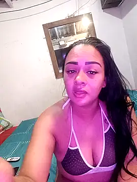 Karen Kemmerr online show from December 15, 2025, 5:28 pm