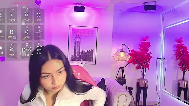 Snapshot of Carolina_cherry chatting on December 17, 2025, 11:49 am Carolina cherry online show from December 17, 2025, 11:49 am