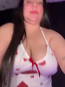 Ivy 19 online show from December 17, 2025, 9:10 pm