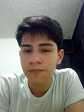 Snapshot of Sink198 chatting on December 16, 2025, 4:17 am Sink198 online show from December 16, 2025, 4:17 am